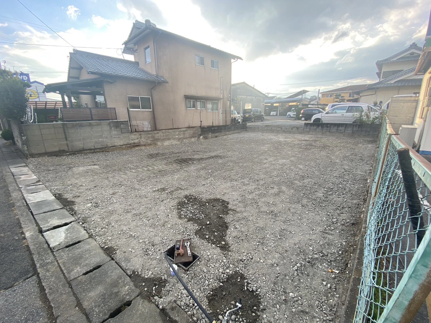 大分市　軽量鉄骨造住宅解体